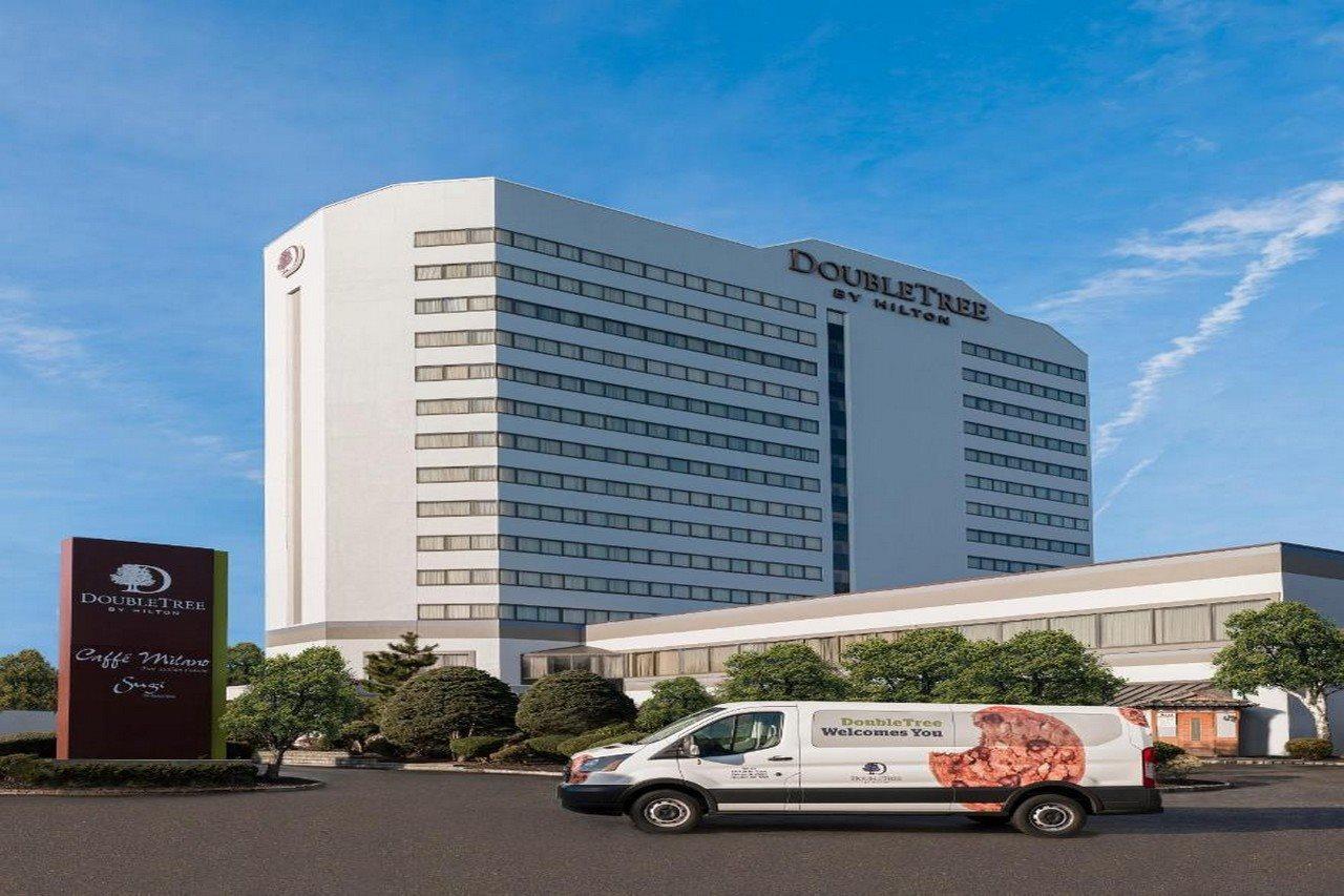 Doubletree By Hilton Fort Lee/George Washington Bridge Екстер'єр фото