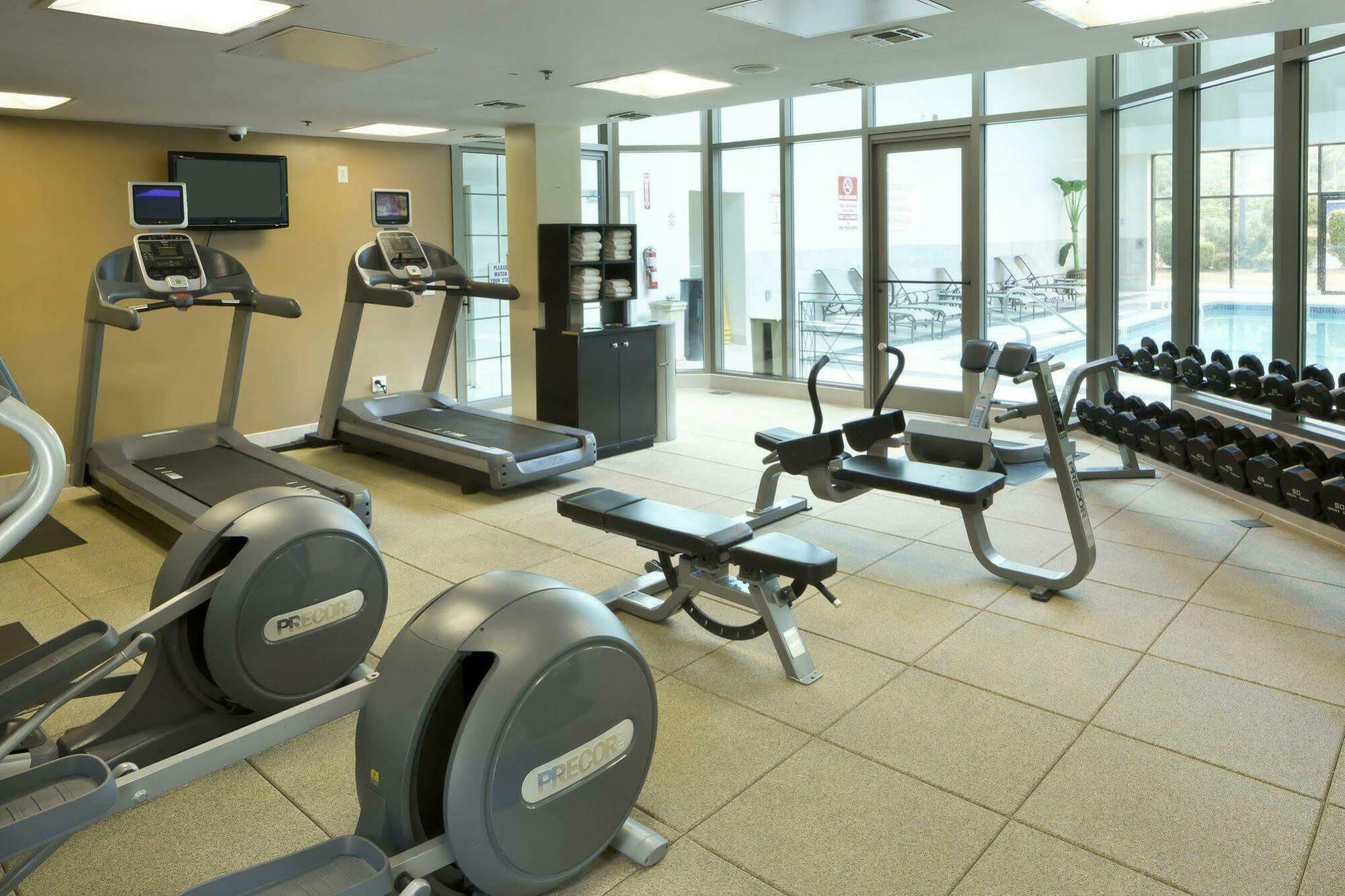 Doubletree By Hilton Fort Lee/George Washington Bridge Екстер'єр фото
